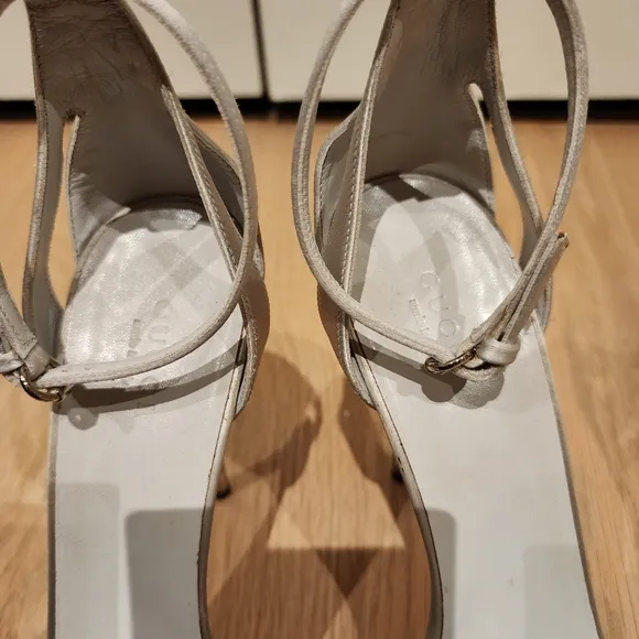 GUCCI Grey Satin Debra Ankle Strap Sandals Bamboo Heel