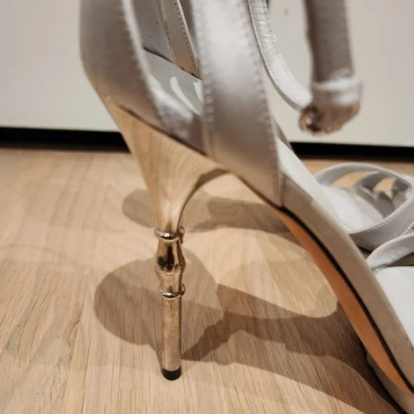 GUCCI Grey Satin Debra Ankle Strap Sandals Bamboo Heel