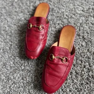 Gucci red leather mules horsebrit