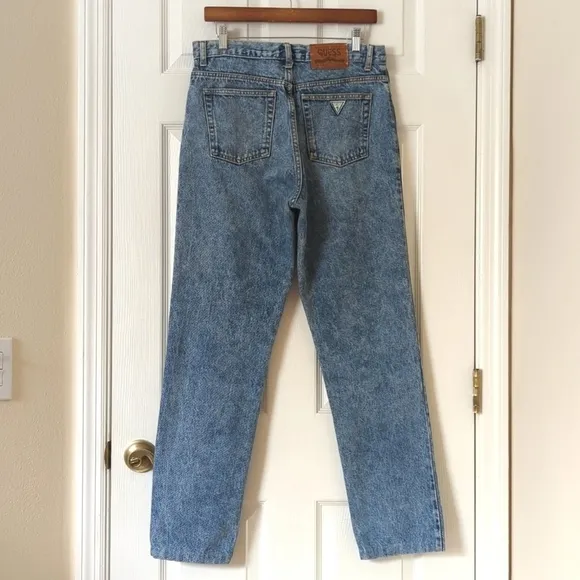 Guess 80's Vintage High Waisted Medium Acid Wash Slim Tapered Leg Mom Jeans 32