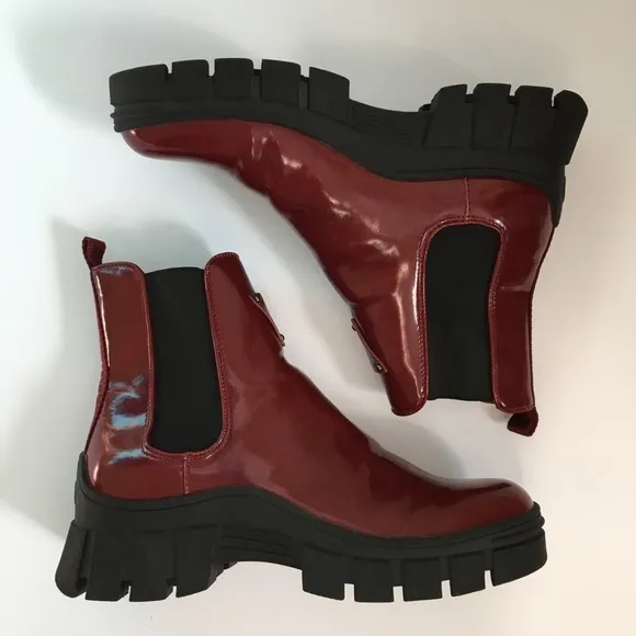 Guess Hestia Chelsea Medium Red Chink Sole Platform Pull on Ankle boots