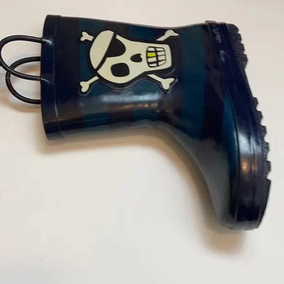 Gymboree New Pirate Theme Rain Boots with Pull on Straps C87