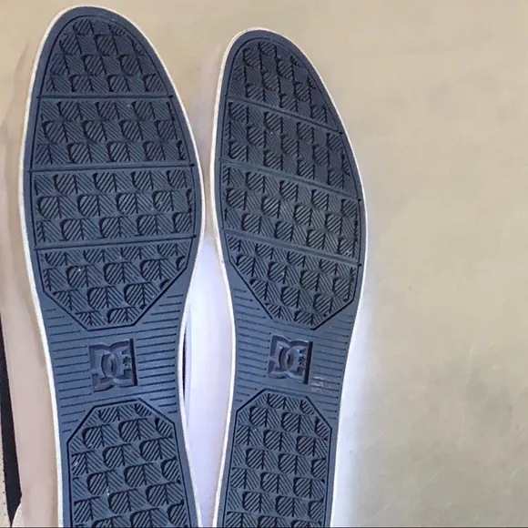 🎉HP🎉DC⭐️Men's Size 12 White Navy Blue Lynnfield Low Top Lowtops Sneakers