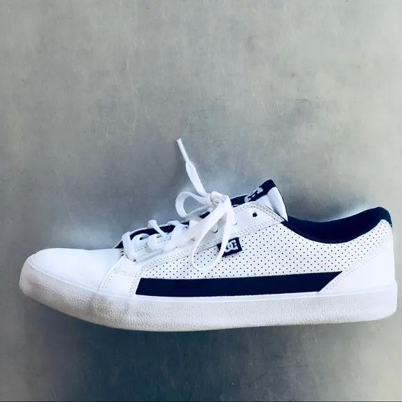 🎉HP🎉DC⭐️Men's Size 12 White Navy Blue Lynnfield Low Top Lowtops Sneakers