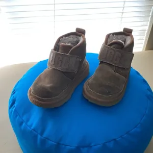 🎉HP🎉UGG toddler boots