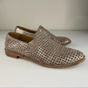H.S. Trask Womens Ali Perforated Loafers Metallic Almond Toe Slip On Loafers