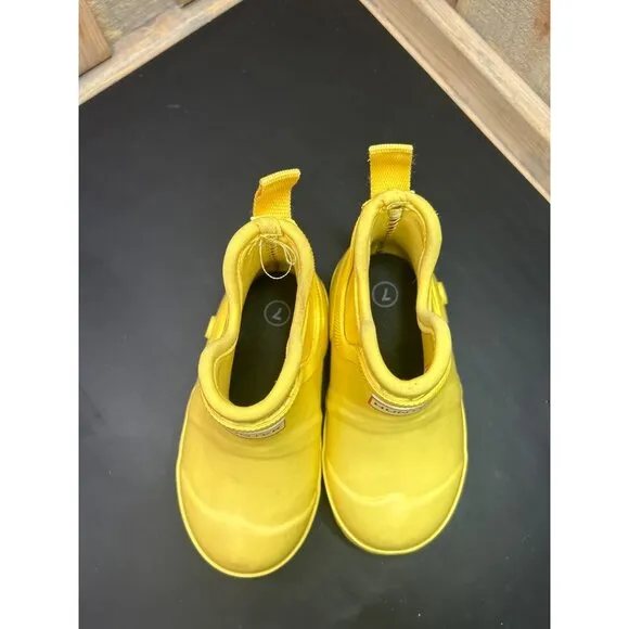 Hunter Kids Yellow Rain Boots Size 7 Pull On
