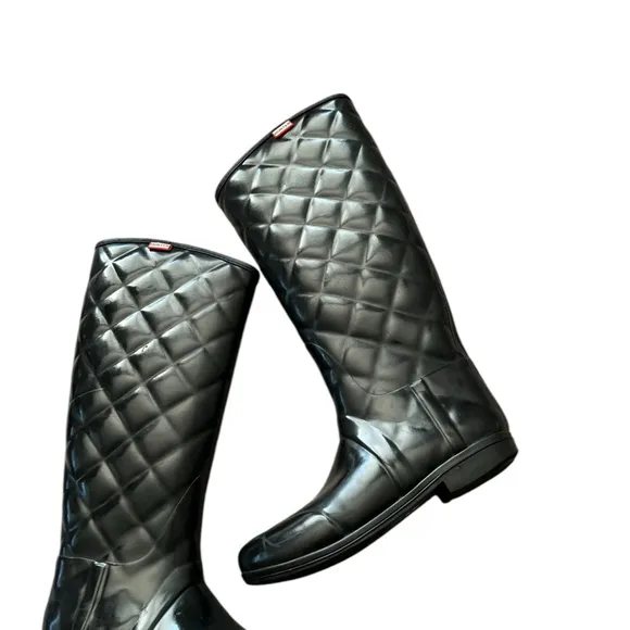 HUNTER Quilted Savoy Tall Pull On Black Refined Gloss Rain Boots