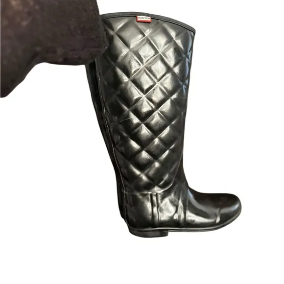HUNTER Quilted Savoy Tall Pull On Black Refined Gloss Rain Boots