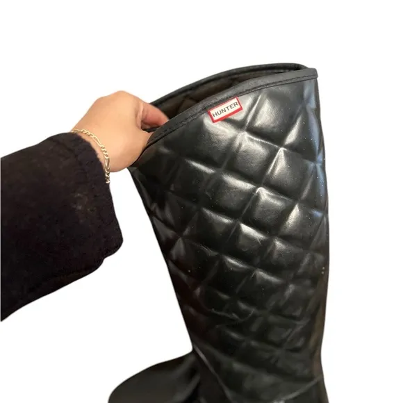 HUNTER Quilted Savoy Tall Pull On Black Refined Gloss Rain Boots