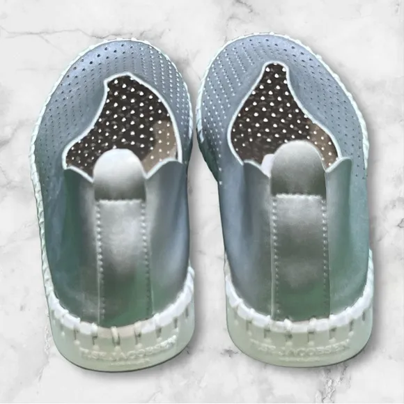 Ilse Jacobsen Hornback Tulip Flats Metallic Platinum Slip-on Sneaker Size 40.