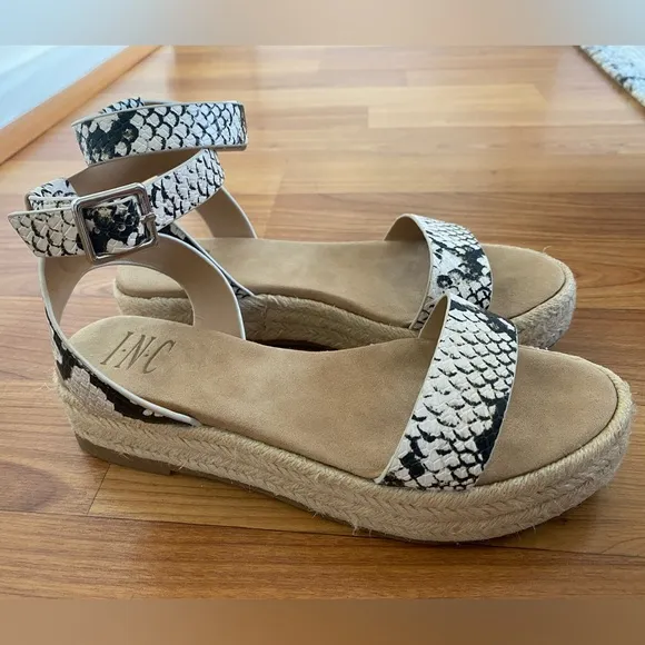 INC International Concepts - Snakeskin Platform Sandals - Size 6
