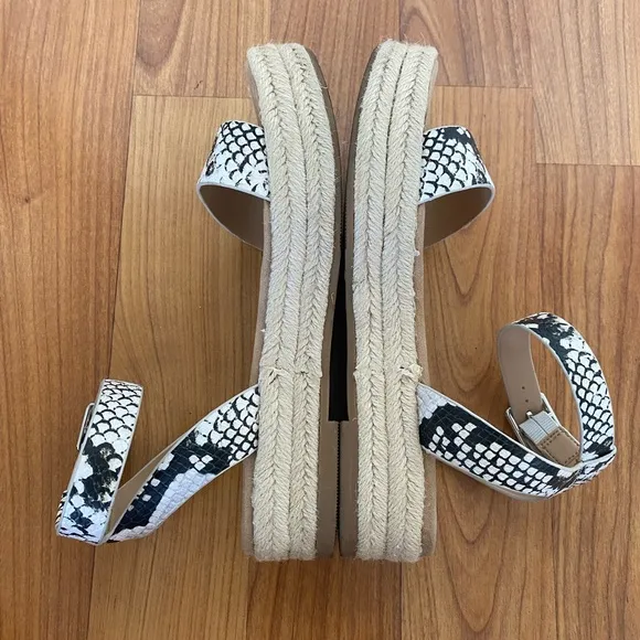 INC International Concepts - Snakeskin Platform Sandals - Size 6
