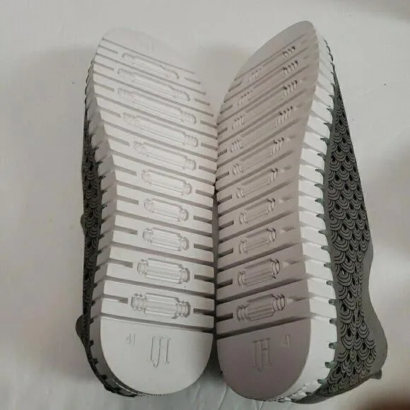 Isle Jacobson 41 Hornbak Tulip Gray With Black Accents Perforated Slip On‎ W 10