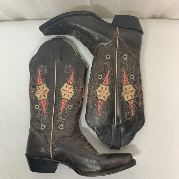 J. B. Dillon Distressed‎ Embroidered Boots Size 6.5B Dark Brown Made in Mexico