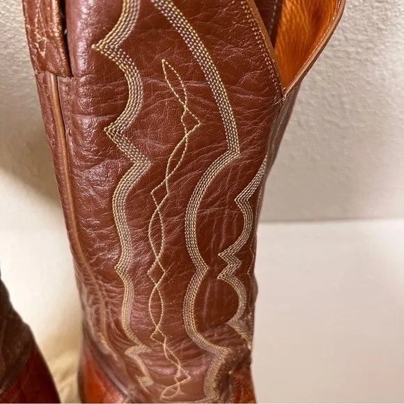 J CHISHOLM All Leather Western Cowboy Boots. Google lens identified as armadillo