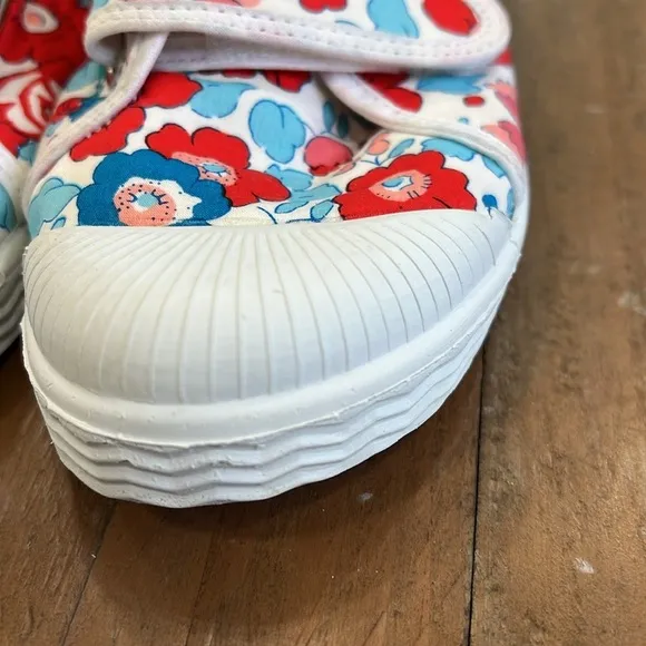 Jacadi baguette red liberty print sneakers