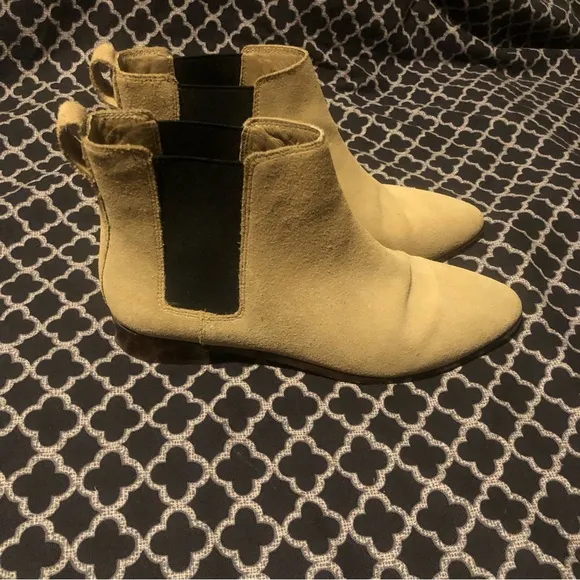 J.CREW Suede Pull On Chelsea Ankle Shoe Boots AQ661 Women’s Sz 7 Tan
