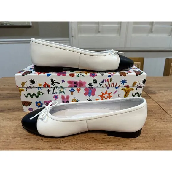 Jeffrey Campbell Arabesque Ballet Flats White Black Leather Size 7.5 NIB Preppy