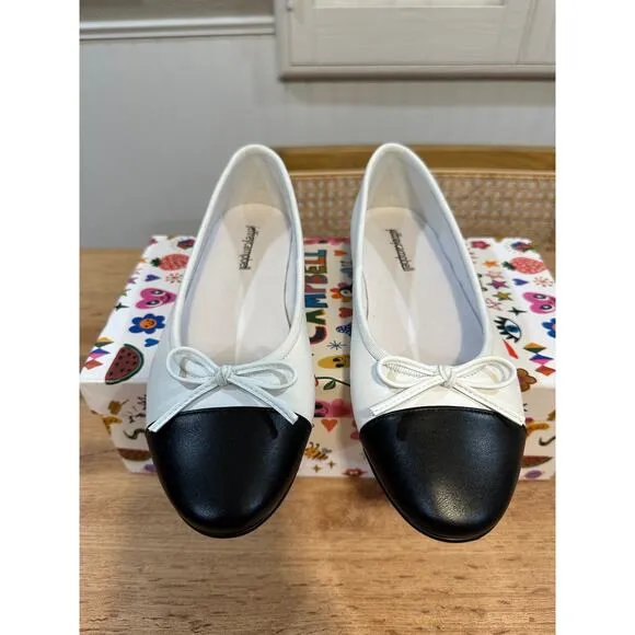 Jeffrey Campbell Arabesque Ballet Flats White Black Leather Size 7.5 NIB Preppy