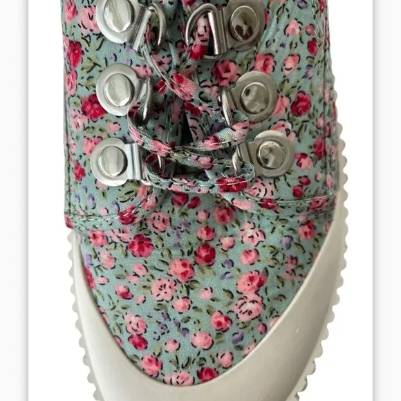 Jeffrey Campbell B2School BlueFloral Fabric Platform LaceUp Lug Sole Size 8