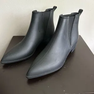 Jeffrey Campbell Mist Rain Boots Matte Black Pointed Toe size 10