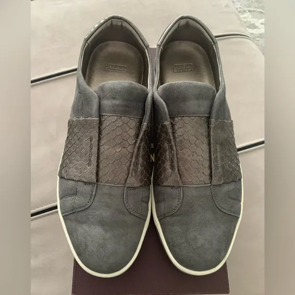 Johnston &amp; Murphy Gray Suede Sneakers size 10