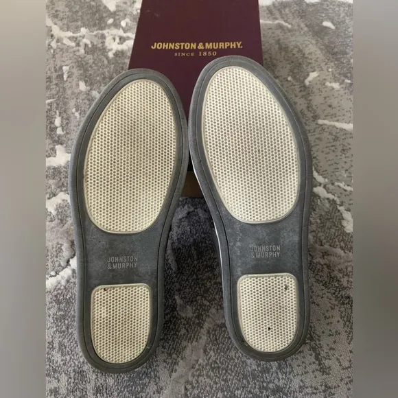 Johnston &amp; Murphy Gray Suede Sneakers size 10