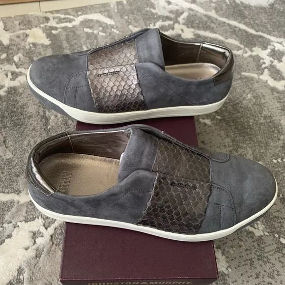 Johnston &amp; Murphy Gray Suede Sneakers size 10