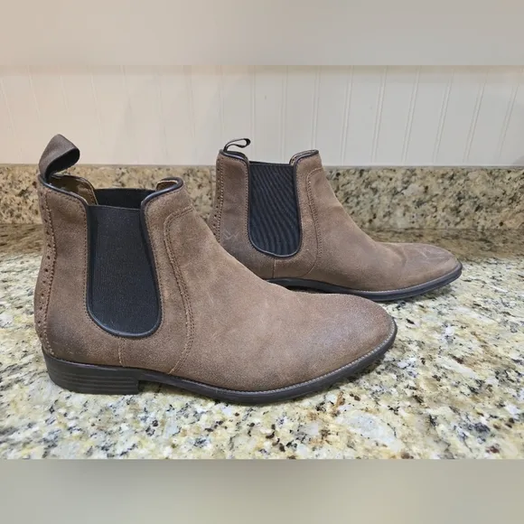 JOHNSTON &amp; MURPHY HENRICK Chelsea Boots MENS SHOE 8.5 BROWN NUBUCK Pull On