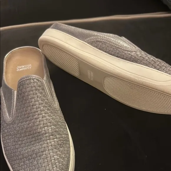Johnston &amp; Murphy Silver Woven Flats