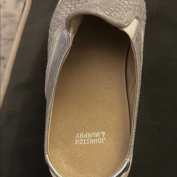 Johnston &amp; Murphy Silver Woven Flats