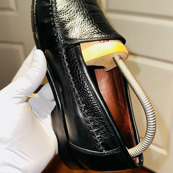 Johnston Murphy Croc-Embossed Black Loafers.