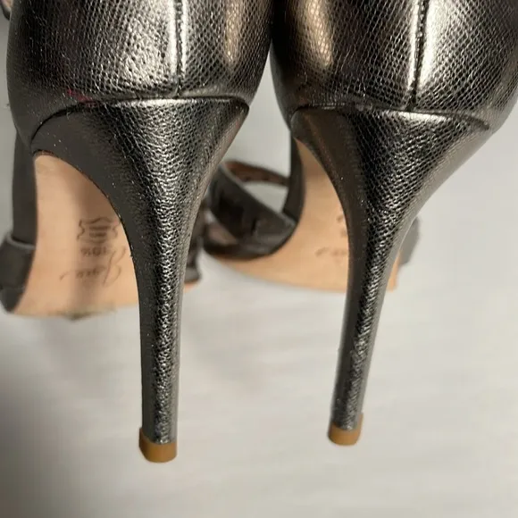 Joie Airlie Gunmetal Ankle Strap Cutout Heels Leather Sandals Size