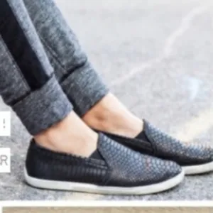 Joie Kidmore Leather Snake Embossed Sneakers