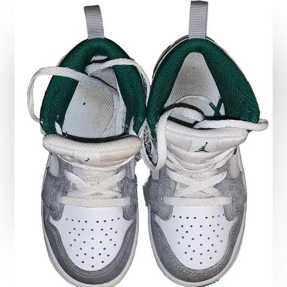 JORDAN 1 MID (SE) SNEAKERS