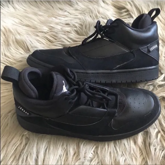 Jordan Fadeaway Black Sneakers Boys 6.5Y