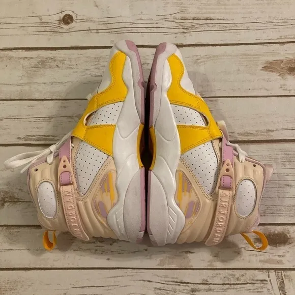 Jordan Kids Air Jordan 8 Retro &quot;Arctic Punch&quot; Sneakers Size 5 Youth