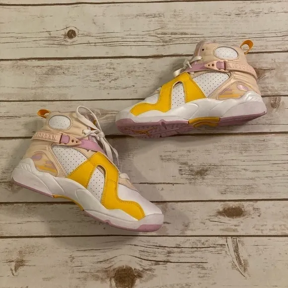 Jordan Kids Air Jordan 8 Retro &quot;Arctic Punch&quot; Sneakers Size 5 Youth