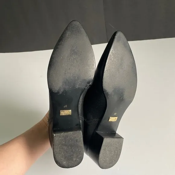Jorge Bischof leather ankle boots size 7