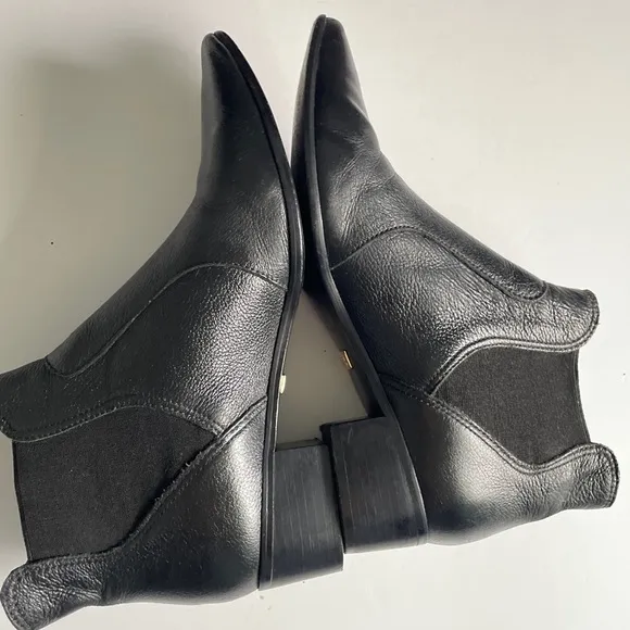 Jorge Bischof leather ankle boots size 7