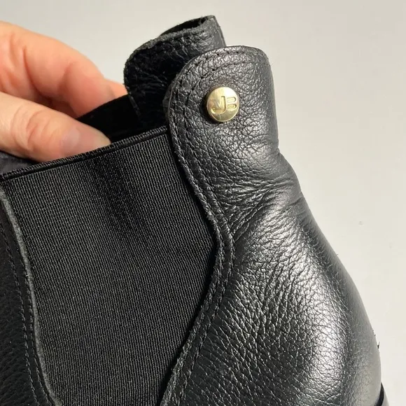 Jorge Bischof leather ankle boots size 7