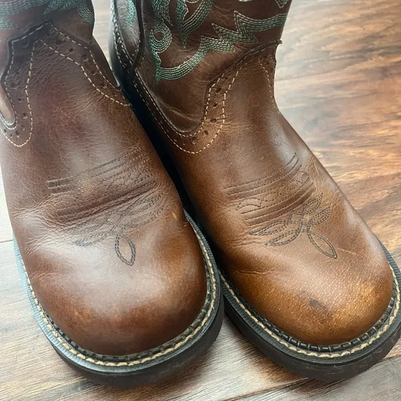 Justin Gemma 8” Brown Western Cowboy Boots with Embroidery-Size 9