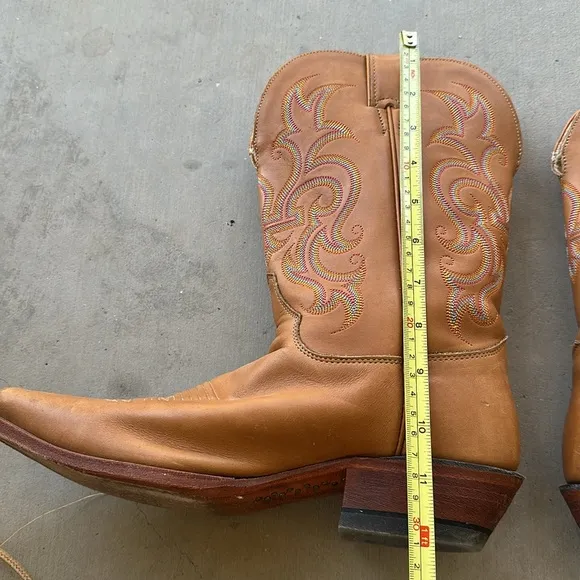 JUSTIN LEATHER COWBOY BOOTS Tan Size 9 Woman’s Pointed Toe with Pull Tabs