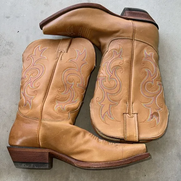 JUSTIN LEATHER COWBOY BOOTS Tan Size 9 Woman’s Pointed Toe with Pull Tabs