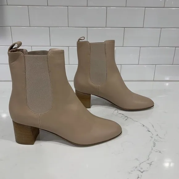 Kahmune | Mila Boots Chelsea Leather Ankle Pull On Almond Toe- Size 8 39