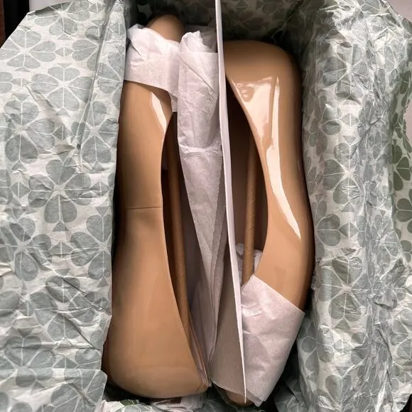 KATE SPADE NEW YORK Beige Gold Toned Pauly Slip On Leather Ballet Flats, US8