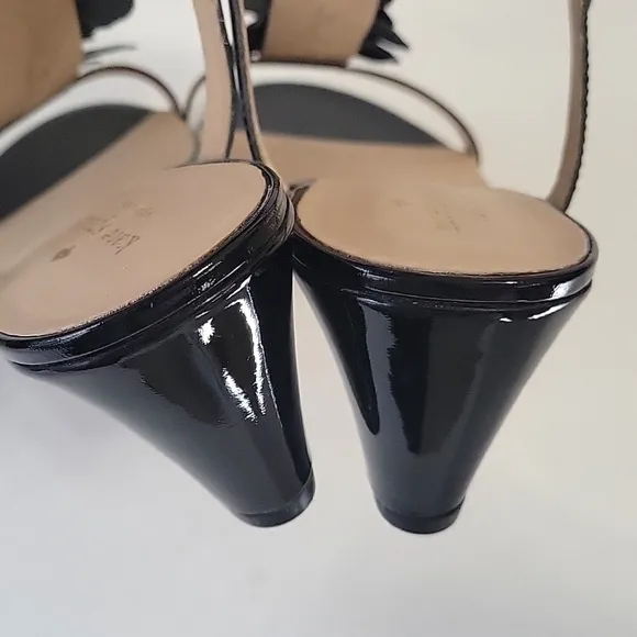 Kate Spade New York Daria open toe floral black leather wedge sandal women's 11