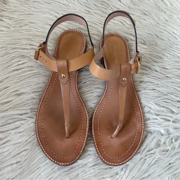 Kate Spade New York Sky Luggage/Natural/Black Leather T-Strap Buckle Sandals 9
