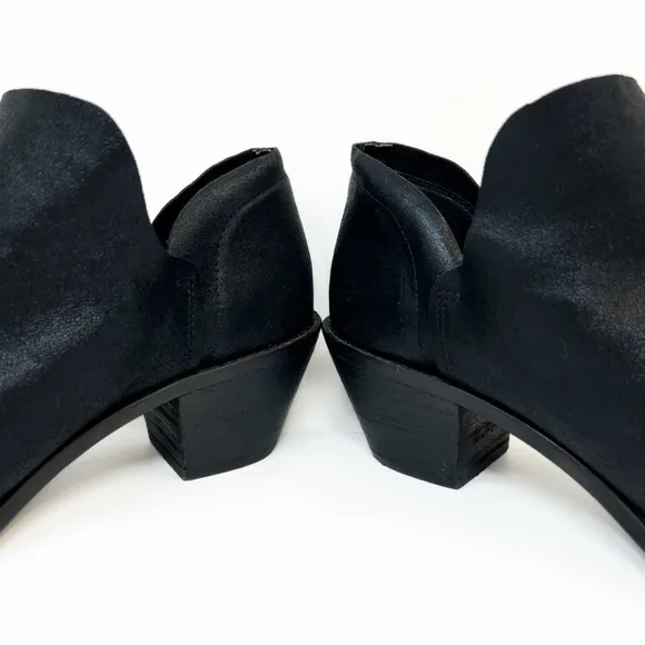 Kelsi Dagger Kenmare Booties Black Metallic